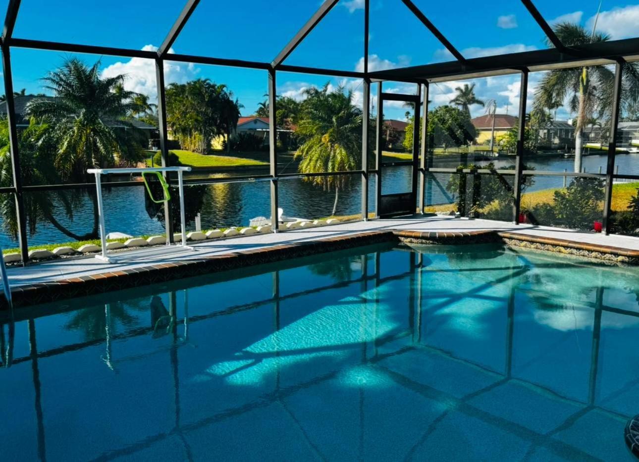 Вілла Hidden Secret Waterfront Retreat Кейп-Корал Екстер'єр фото